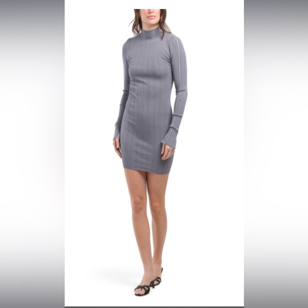 Elegant Gray Ribbed Dress